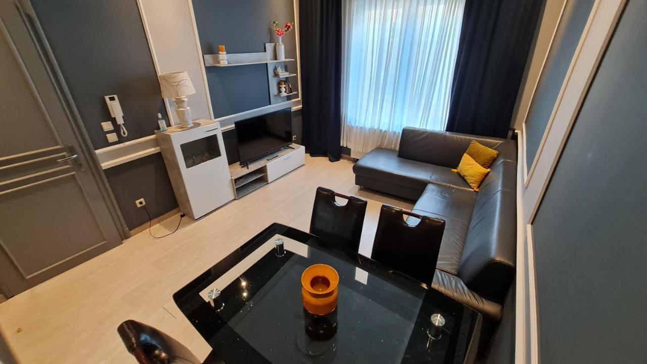 Classy Apartment At European Quarter Брюссель Экстерьер фото