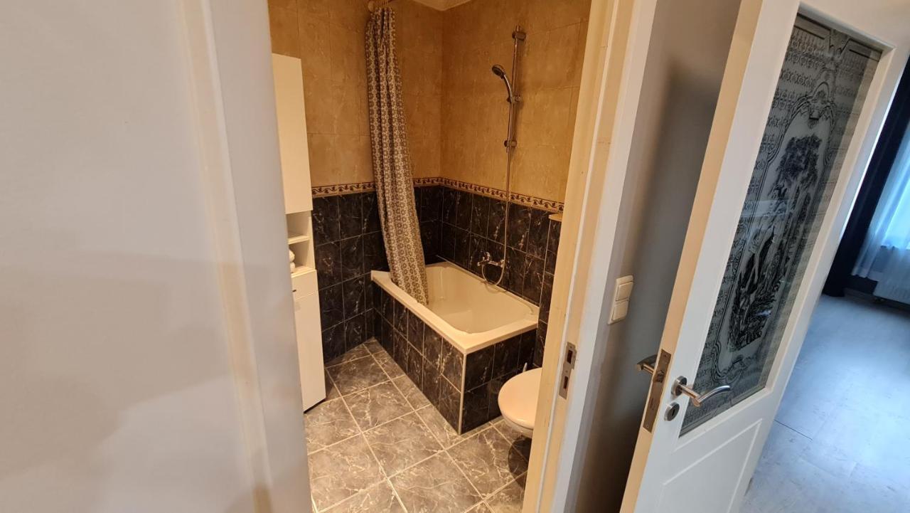 Classy Apartment At European Quarter Брюссель Экстерьер фото
